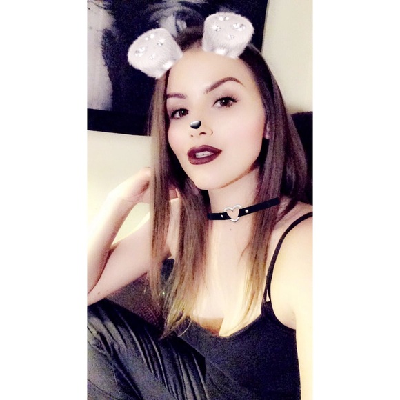 Meet your Posher, Alysha - Picture 2 of 7